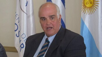 Gustavo Penadés pidió licencia en