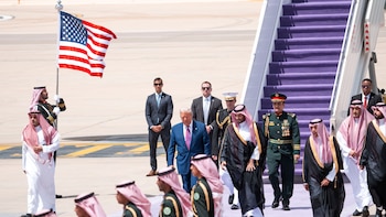 Arabia Saudita recibe a Trump