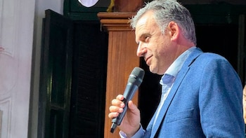 El precandidato a presidente de
