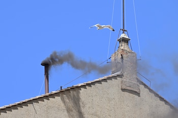 Hasta ahora solo humo negro